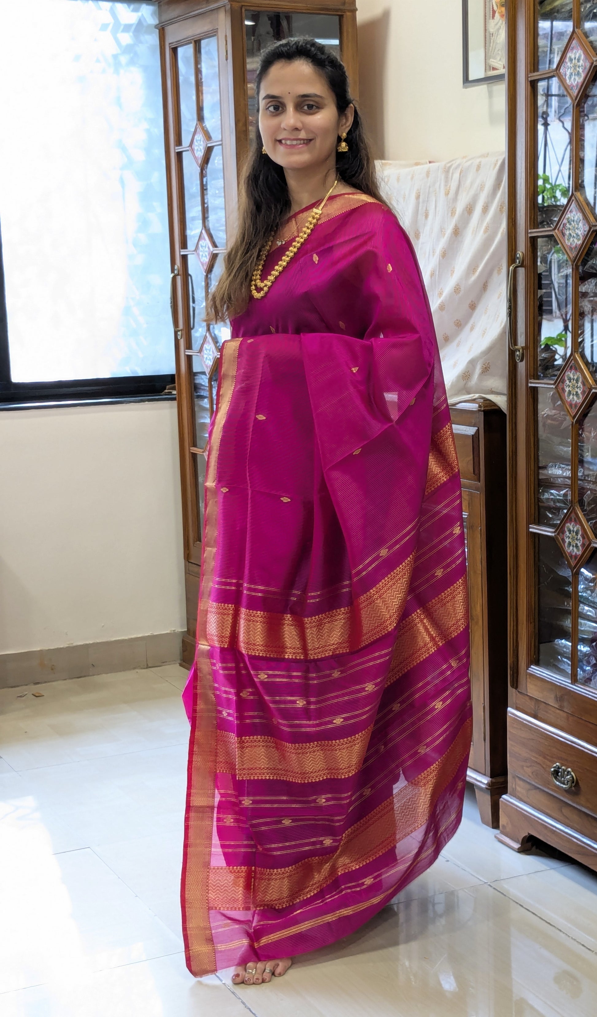 Garbh Reshmi with Butti Vibrant Pink Maheshwari Handloom Saree