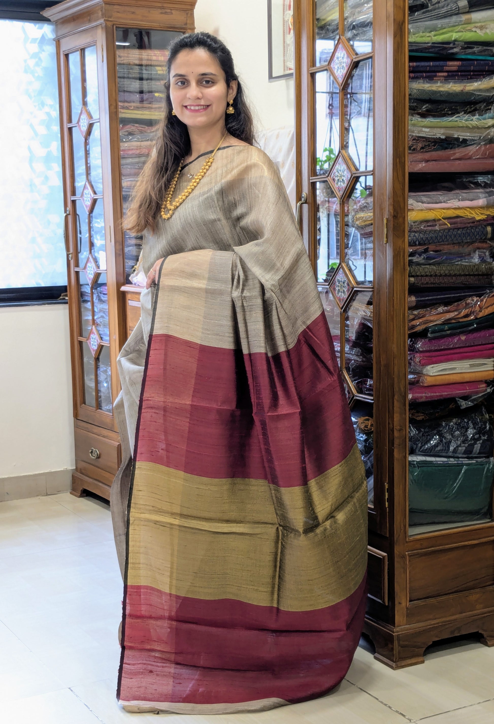Beige Raw Silk Handloom Saree with Maroon-Mustard Pallu