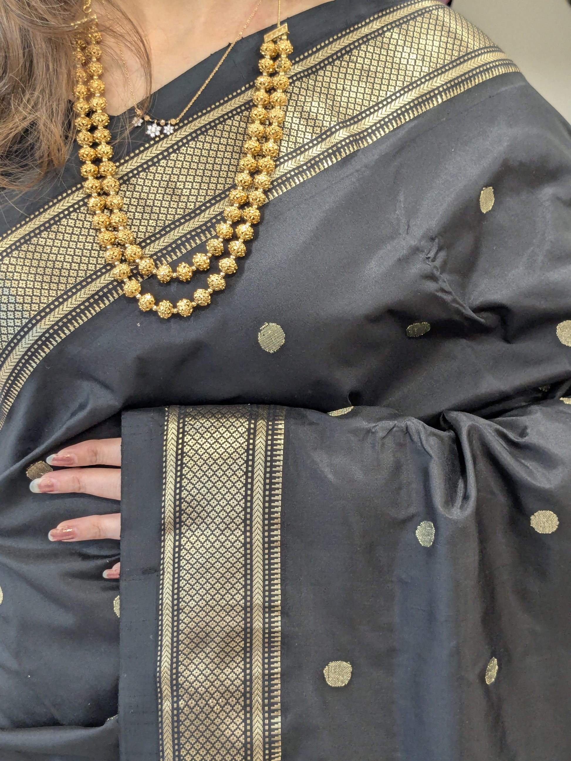 Pure Silk Black Paithani Saree with 14 Peacock Double Padar