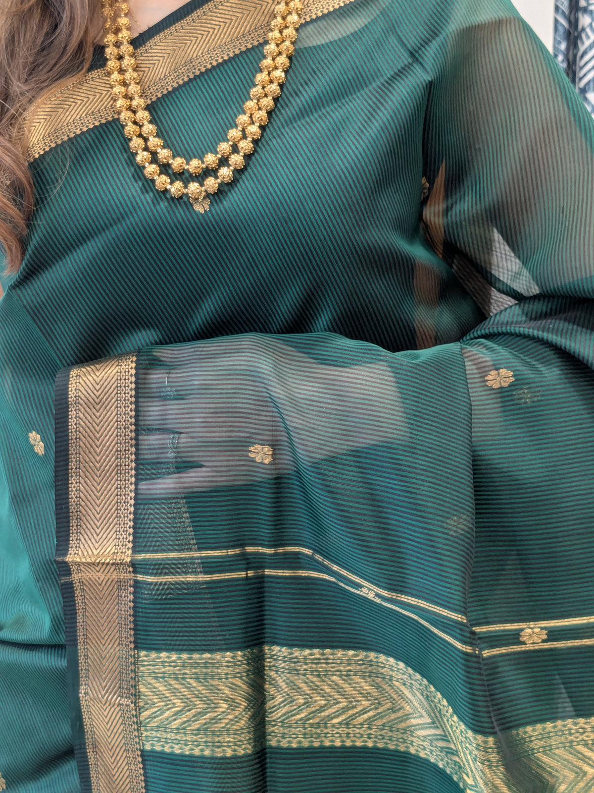 Garbh Reshmi with Butti Bottle Green Maheshwari Handloom Saree
