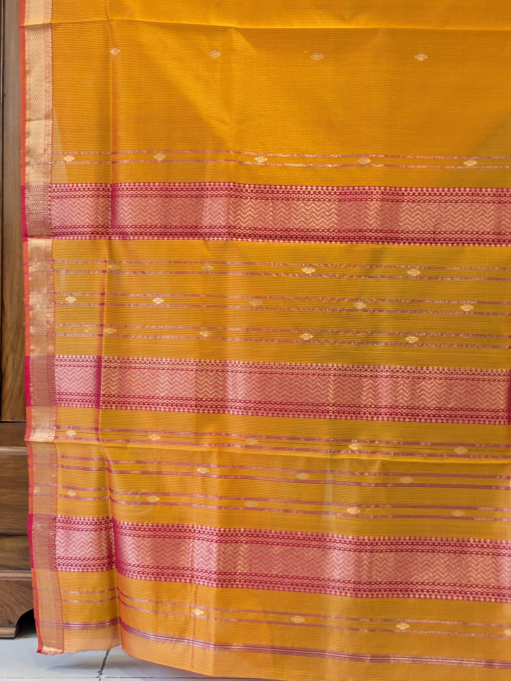 Garbh Reshmi with Butti Light Orange Maheshwari Handloom Saree