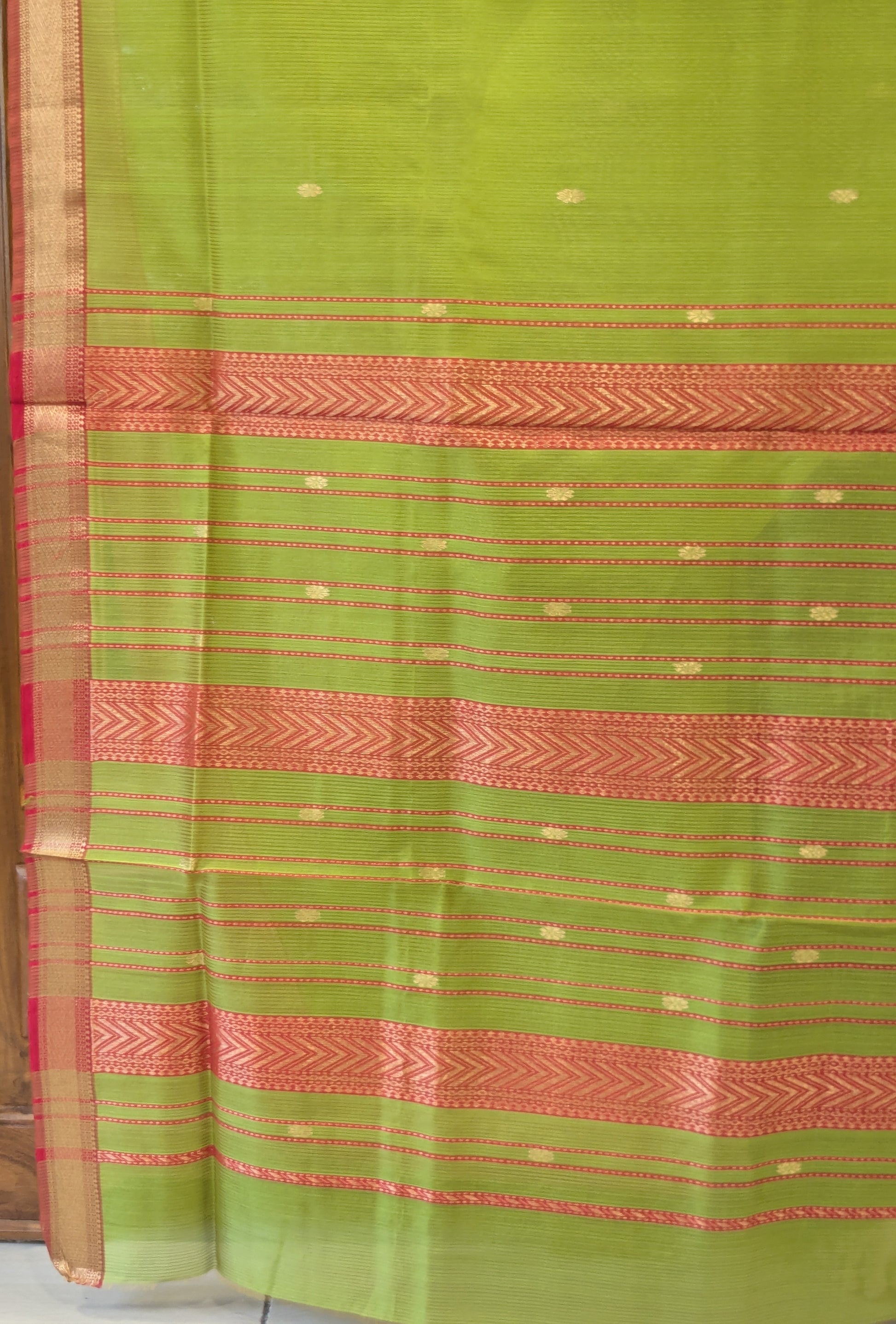 Garbh Reshmi with Butti Parrot Green Maheshwari Handloom Saree