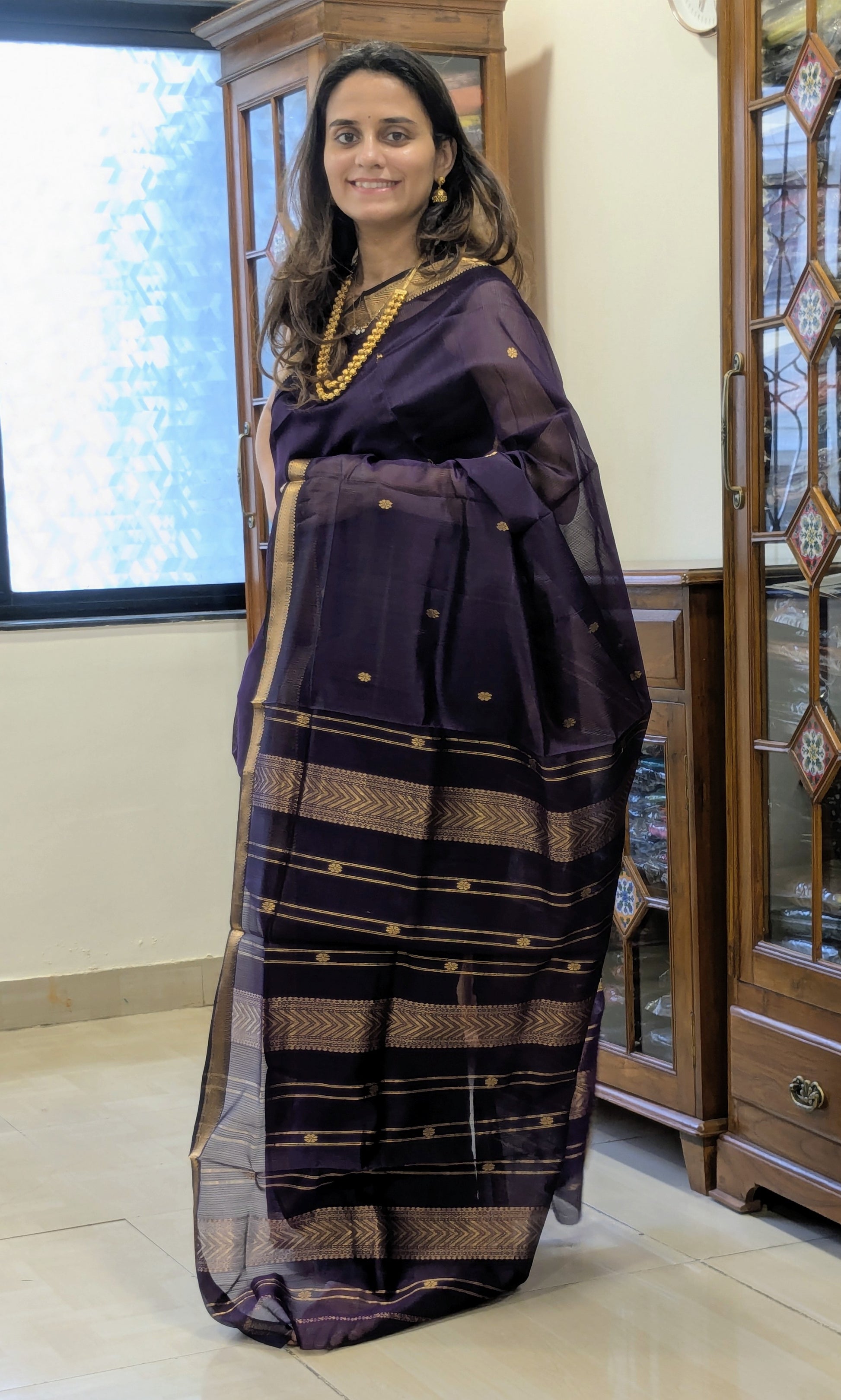 Garbh Reshmi with Butti Purple & Black Maheshwari Handloom Saree