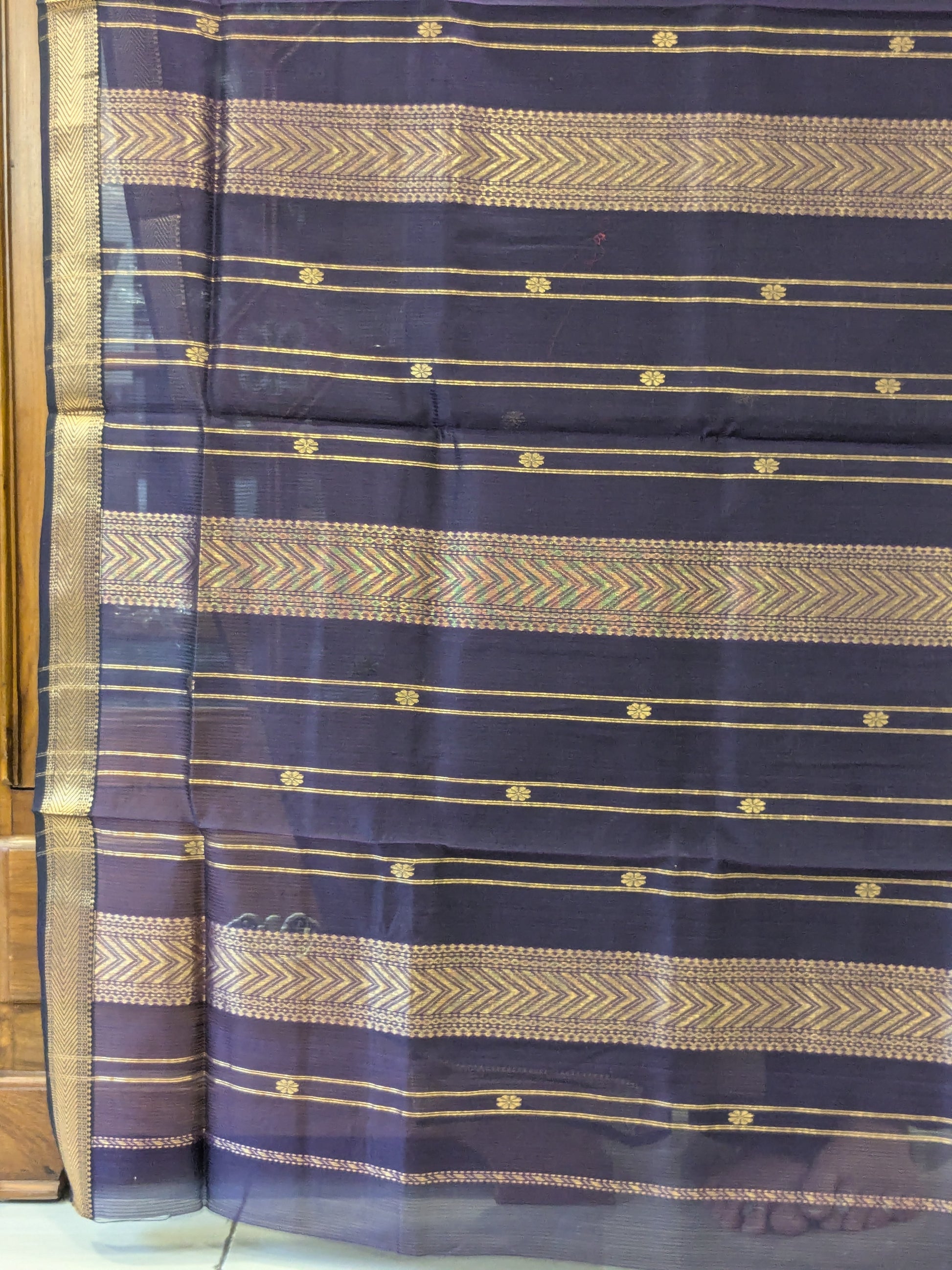 Garbh Reshmi with Butti Purple & Black Maheshwari Handloom Saree