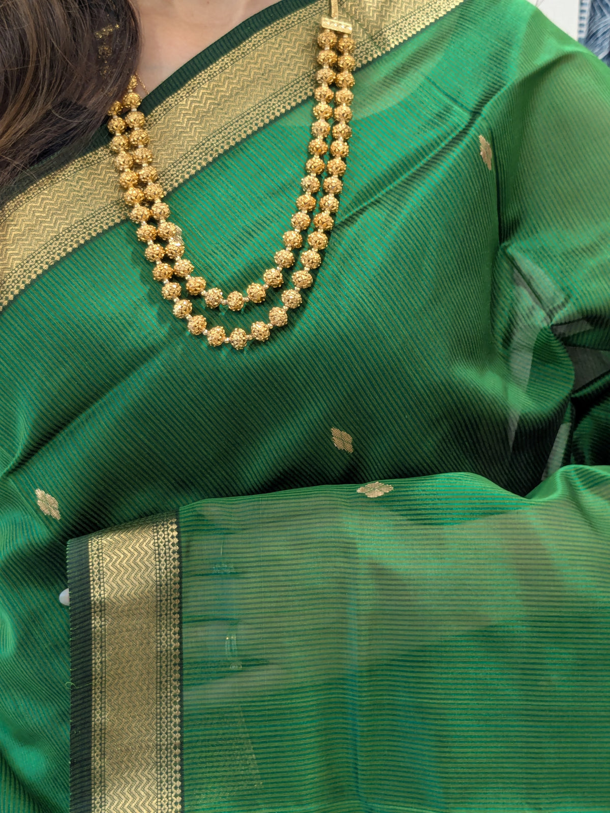 Garbh Reshmi with Butti Green Maheshwari Handloom Saree