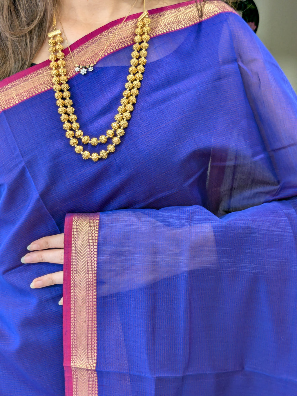 Royal Blue Maheshwari Silk Cotton Saree with Zari Pallu