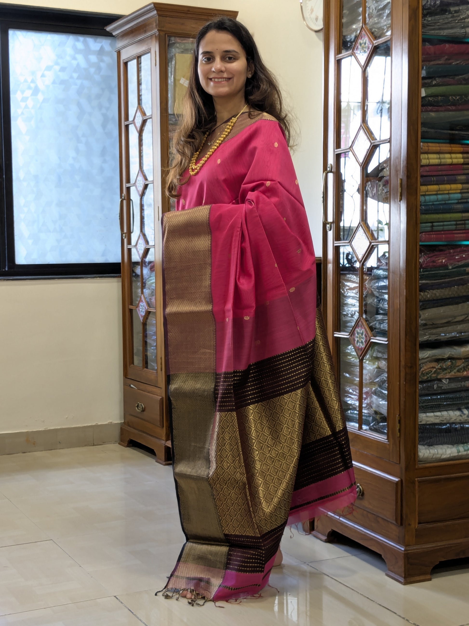 Rani Pink Maheshwari Silk Cotton Saree with Coke Colour Heavy Pallu