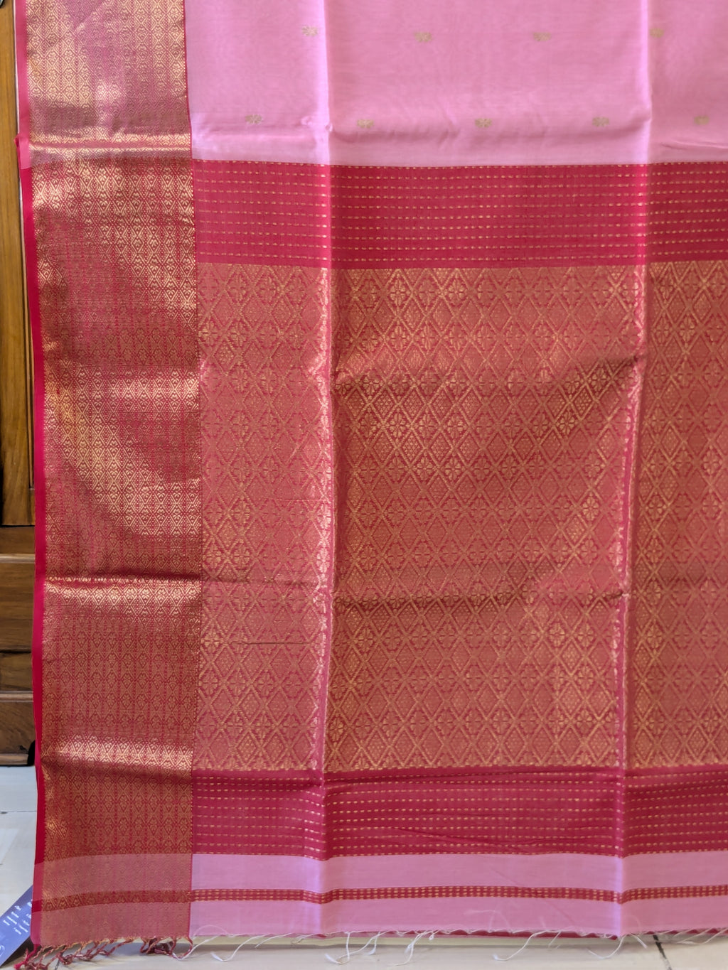 Pink Maheshwari Silk Cotton Saree with Red Heavy Pallu