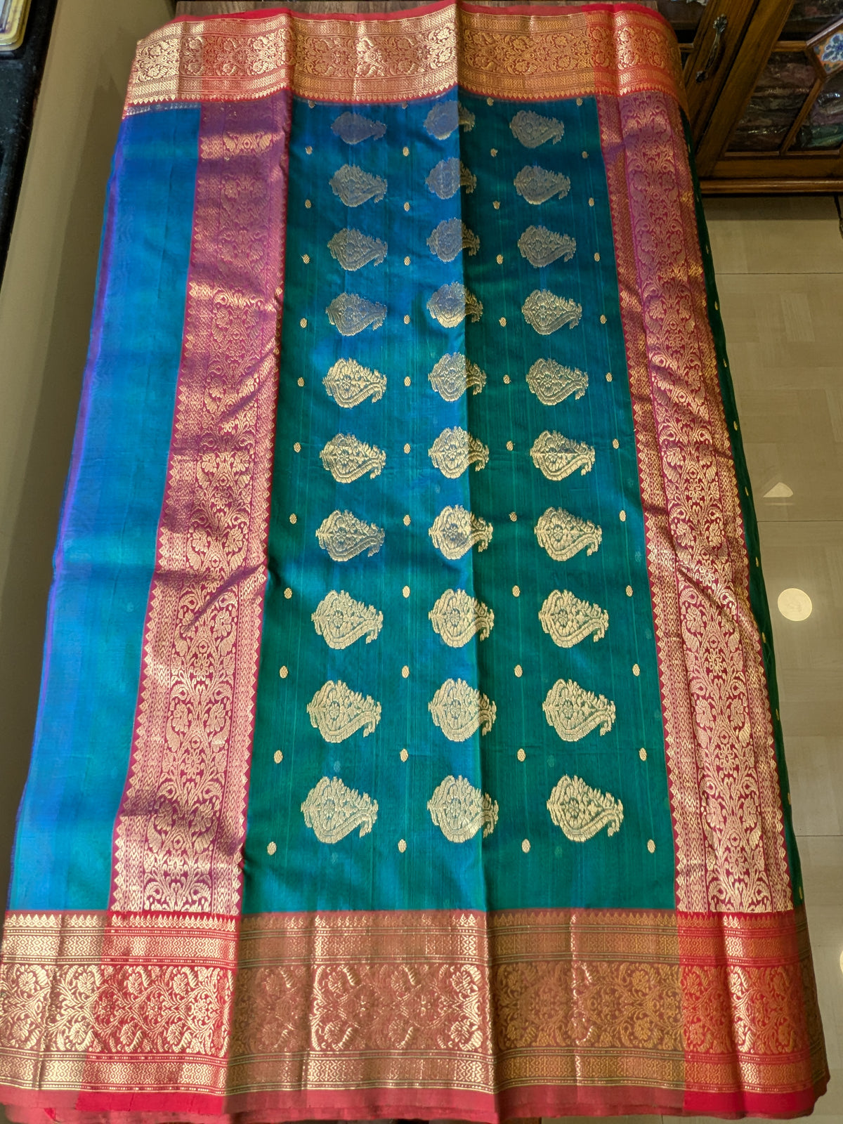 Handloom Green Blue Pure Silk Chanderi Saree with Intricate Heavy Pallu
