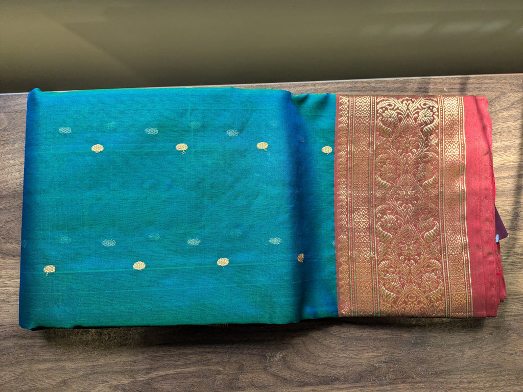 Handloom Green Blue Pure Silk Chanderi Saree with Intricate Heavy Pallu