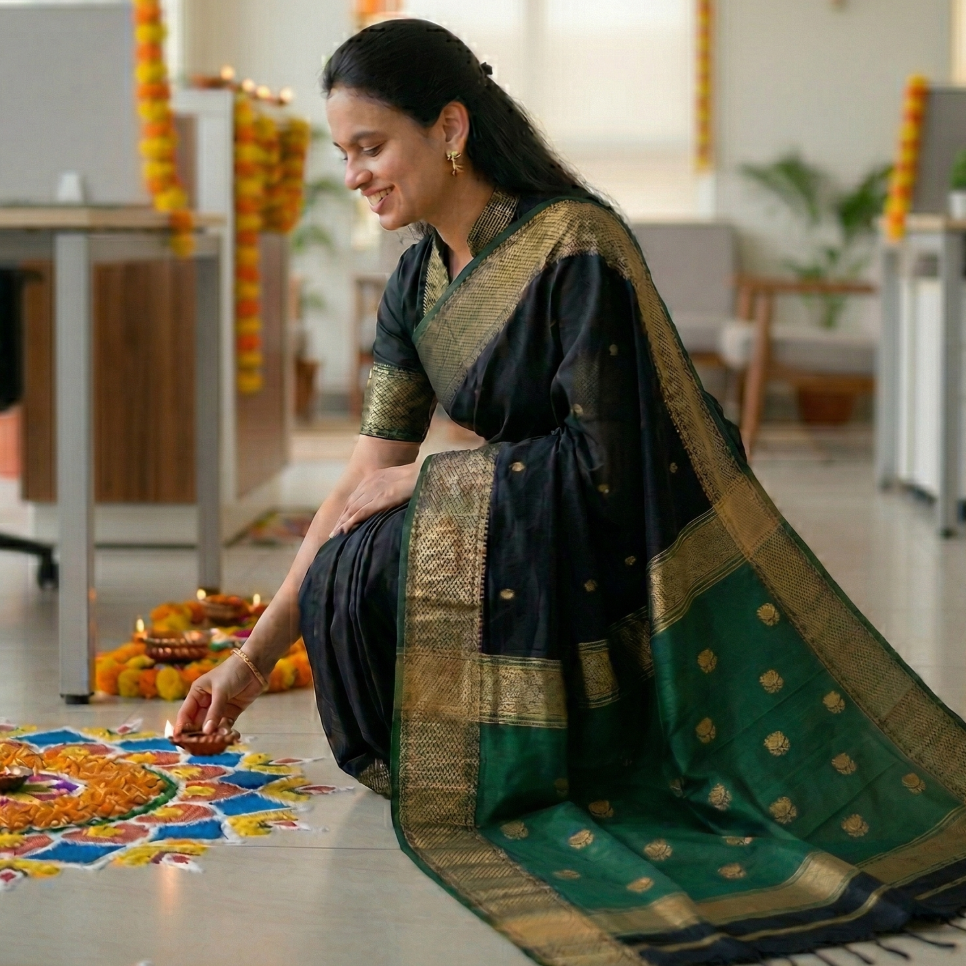 Black & Green Maheshwari Handloom Saree with Lotus Buttis