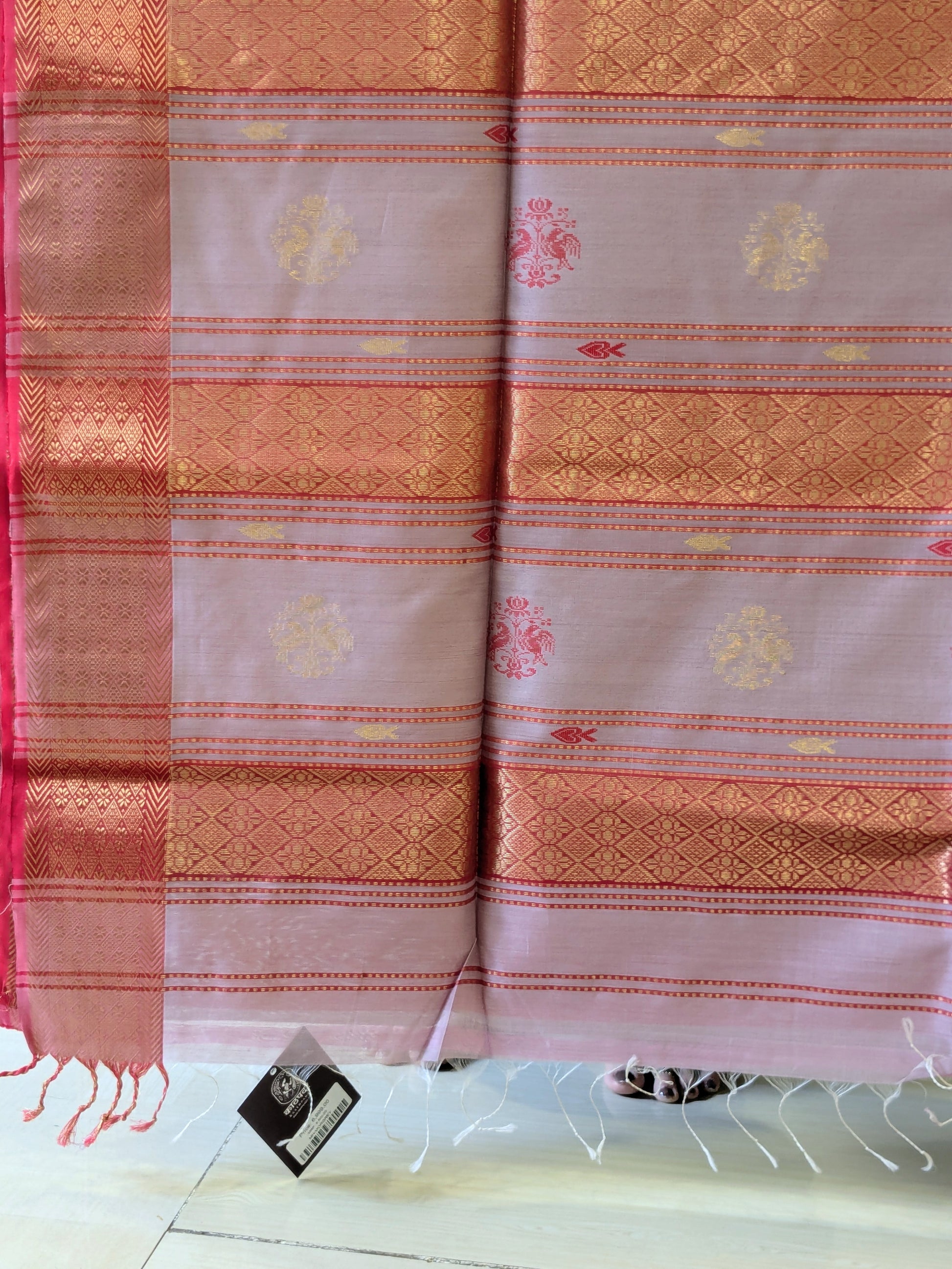 Handloom Silk Cotton Grey Maheshwar Saree