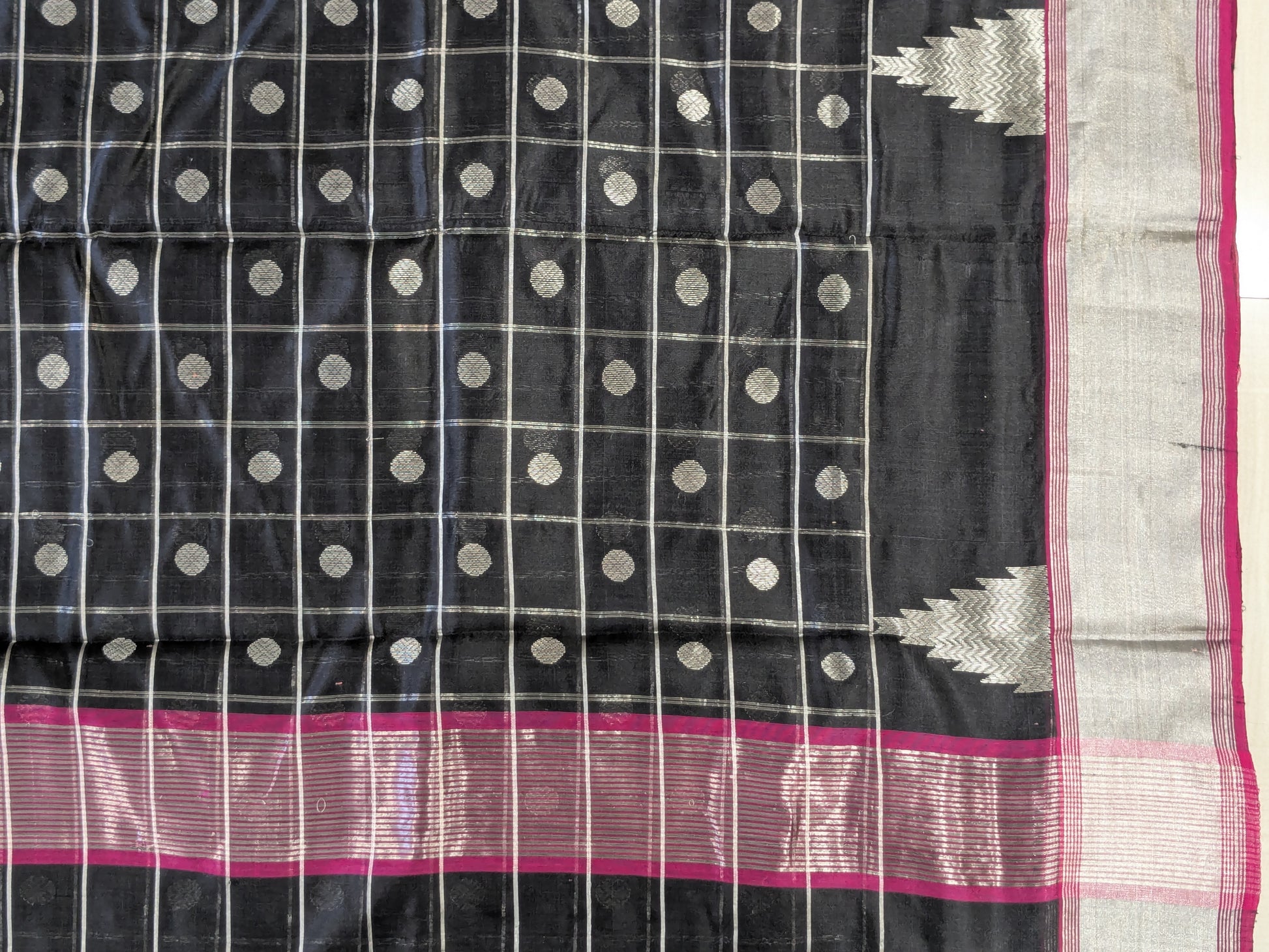 Handloom Black Chanderi Checks Saree