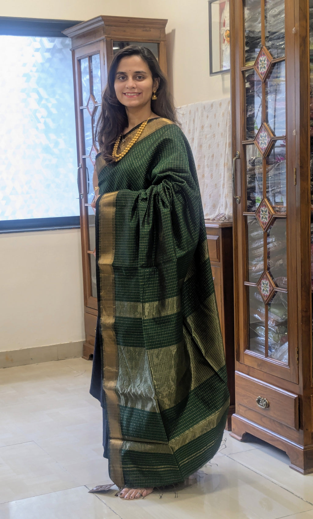 Handloom Dark Green Maheshwari Zari Checks Saree