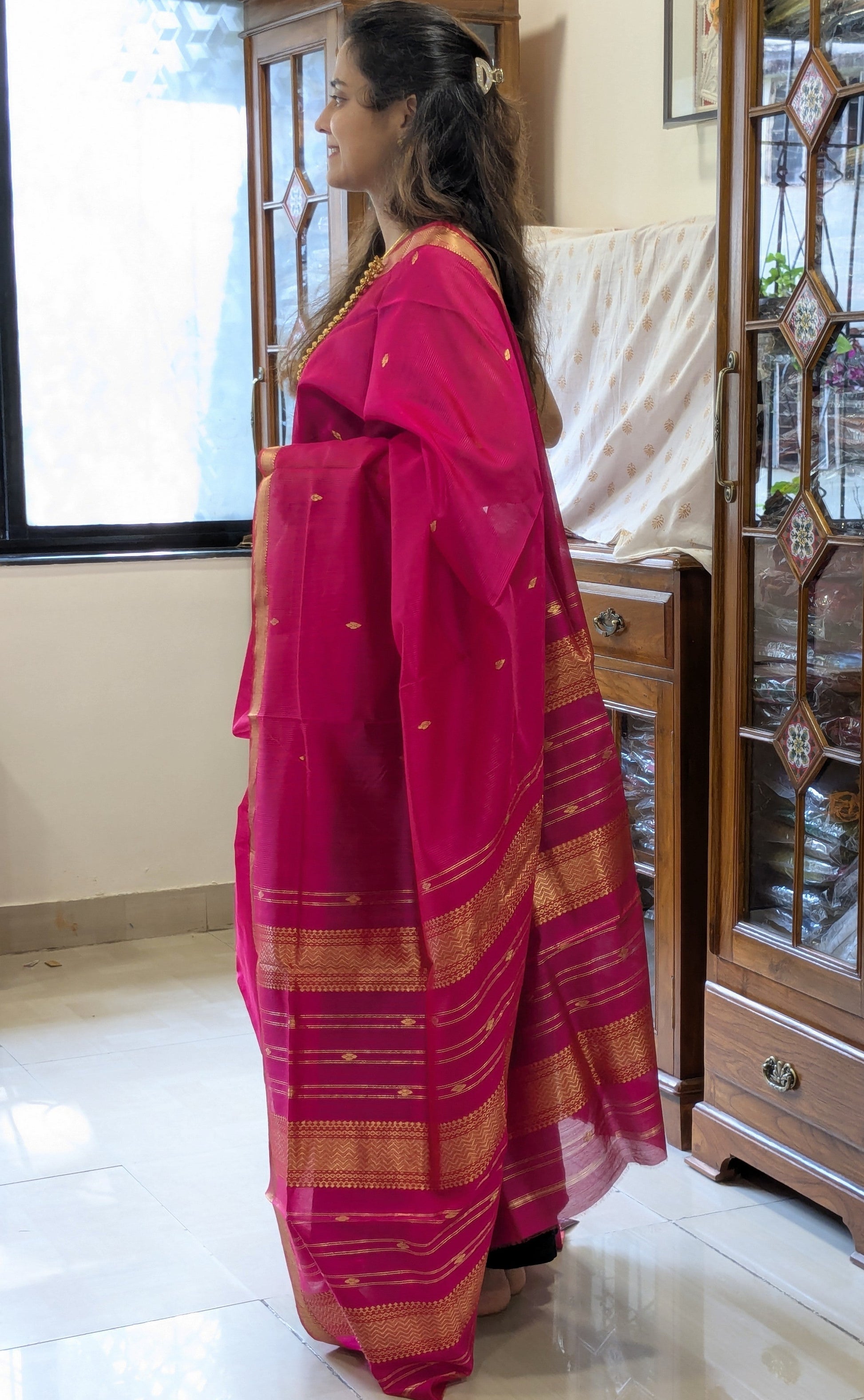 Garbh Reshmi with Butti Hot Pink Maheshwari Handloom Saree