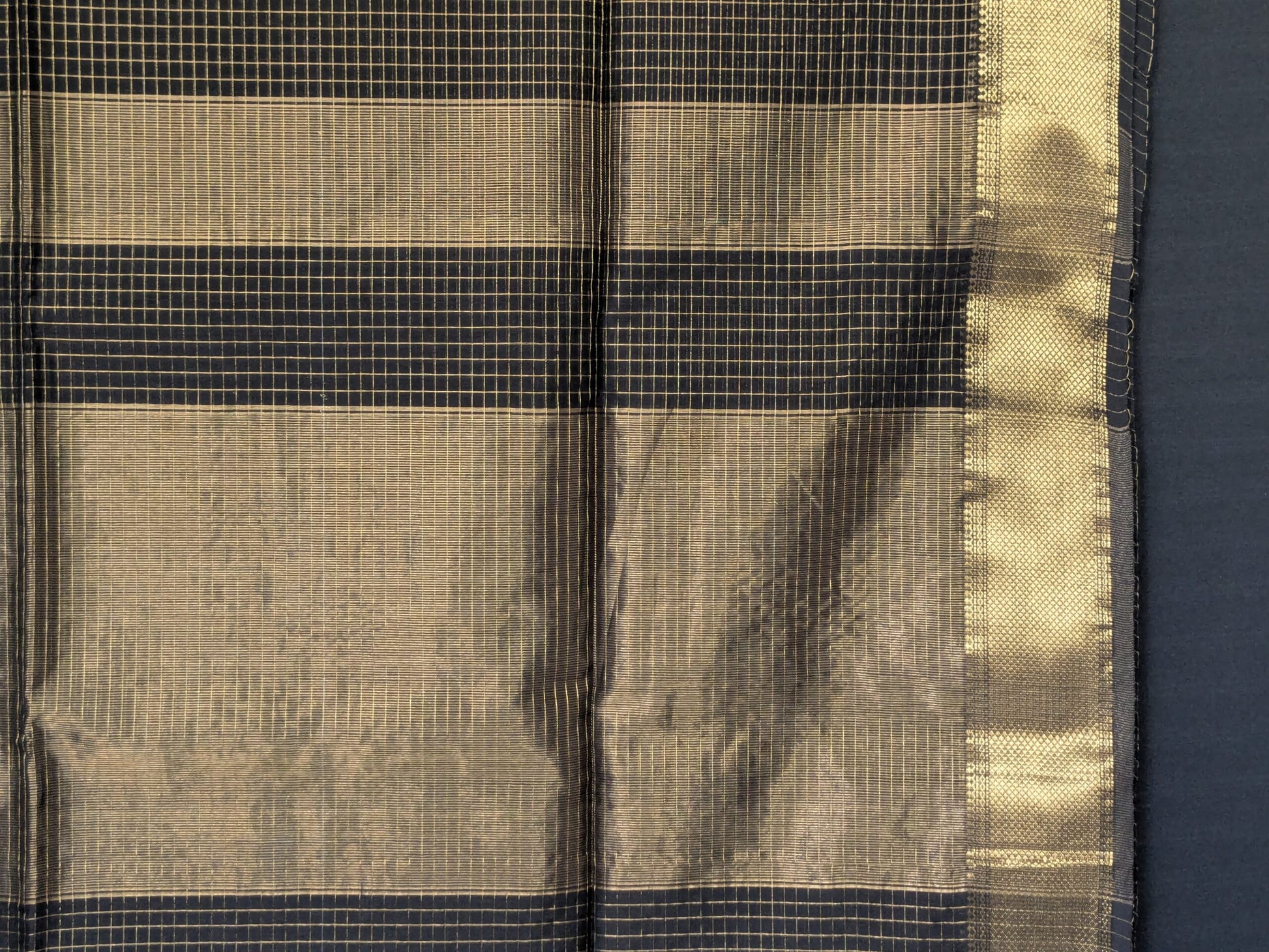 Maheshwari Handloom Black Zari Saree