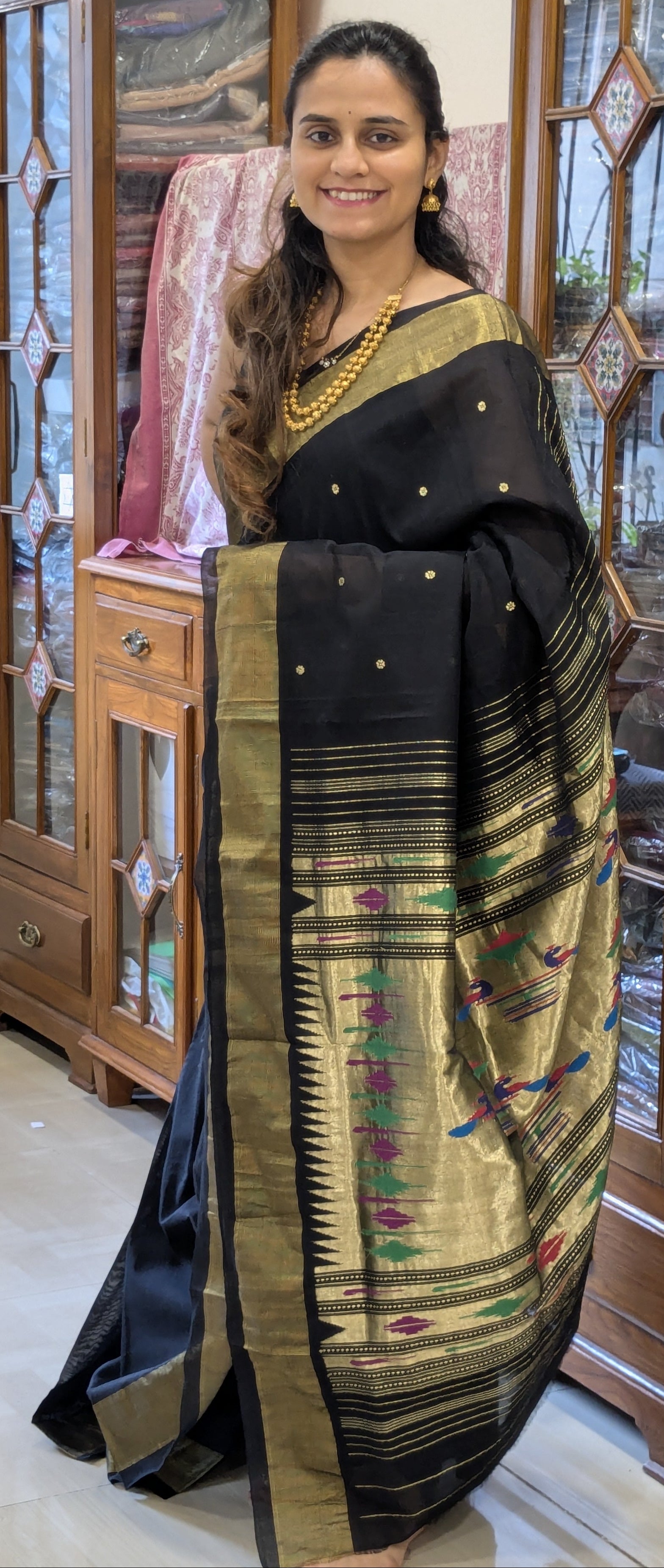 Paithani Handloom Black Cotton Saree