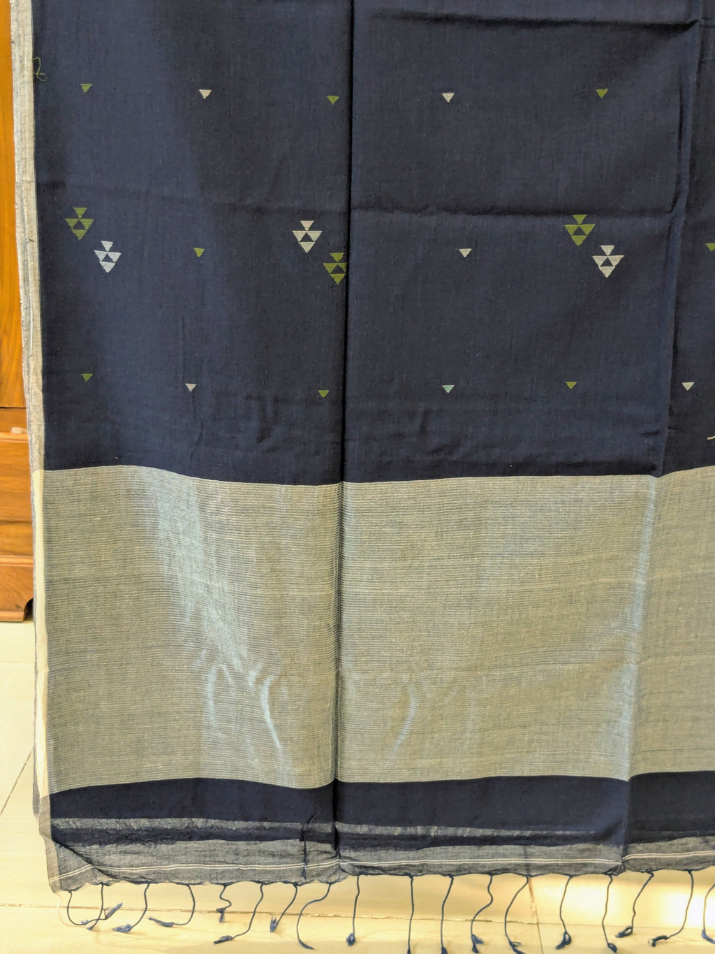 Handloom Royal Blue Jamdani Saree with Butti