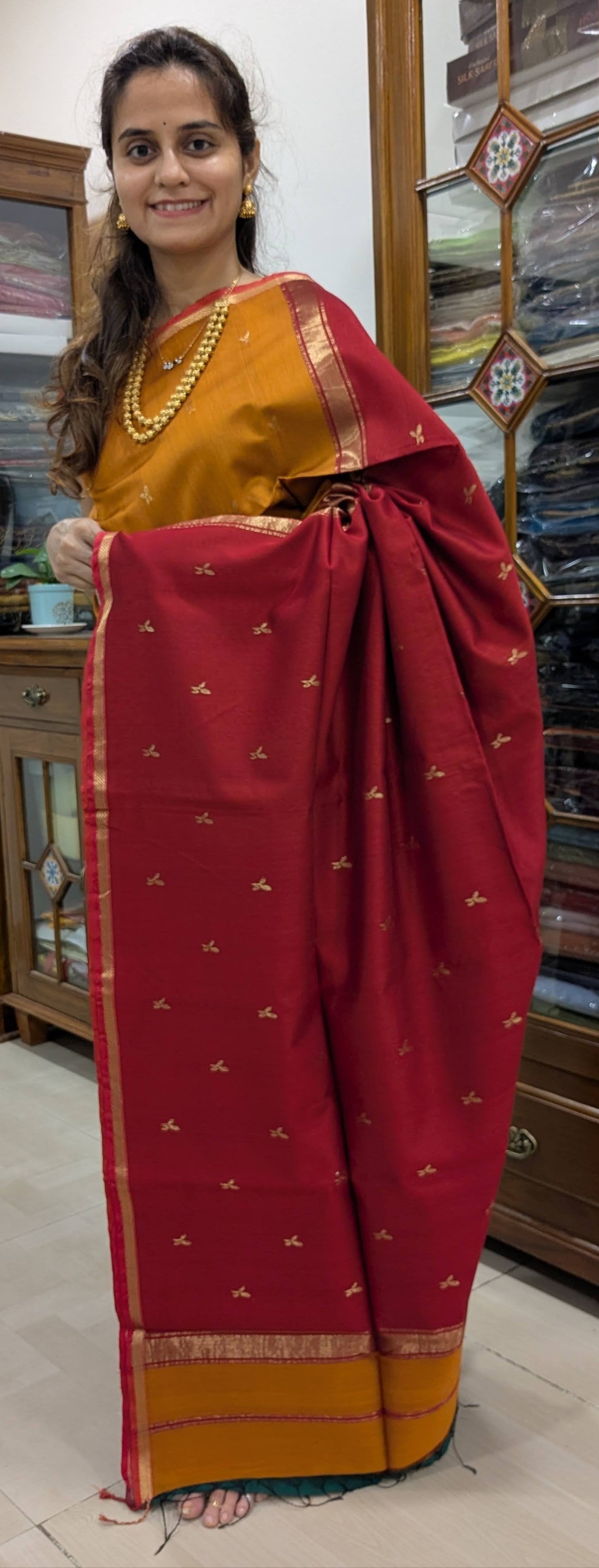 Full front view of mustard silk-cotton saree perfect for daily and office wear.