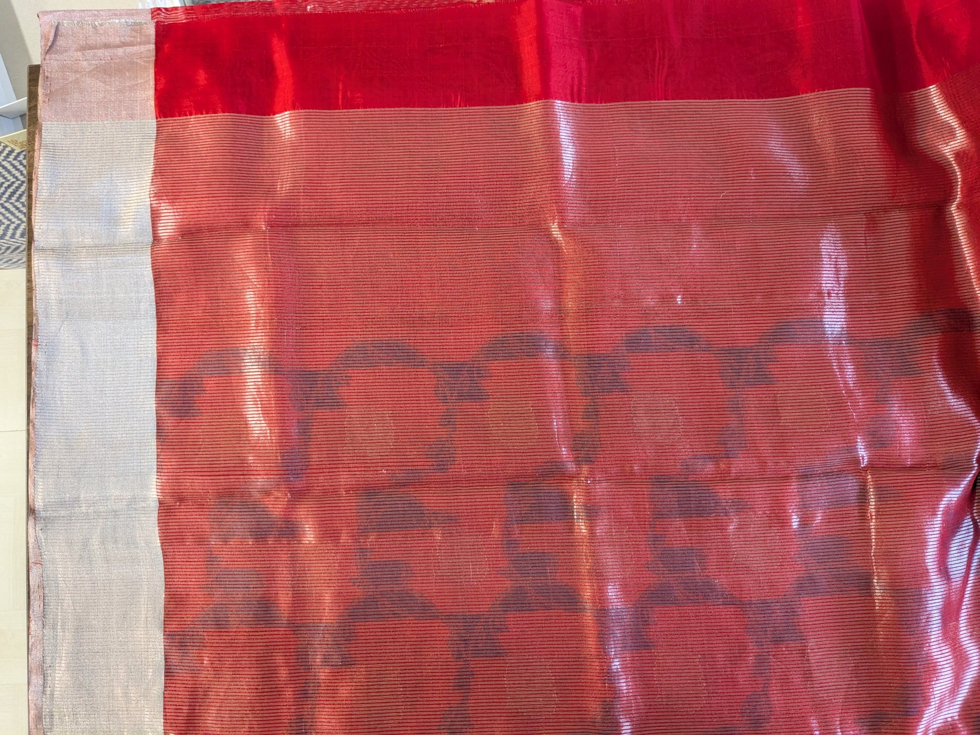 Detailed pallu image with intricate heavy design, reflecting rich Central Indian artistry.
