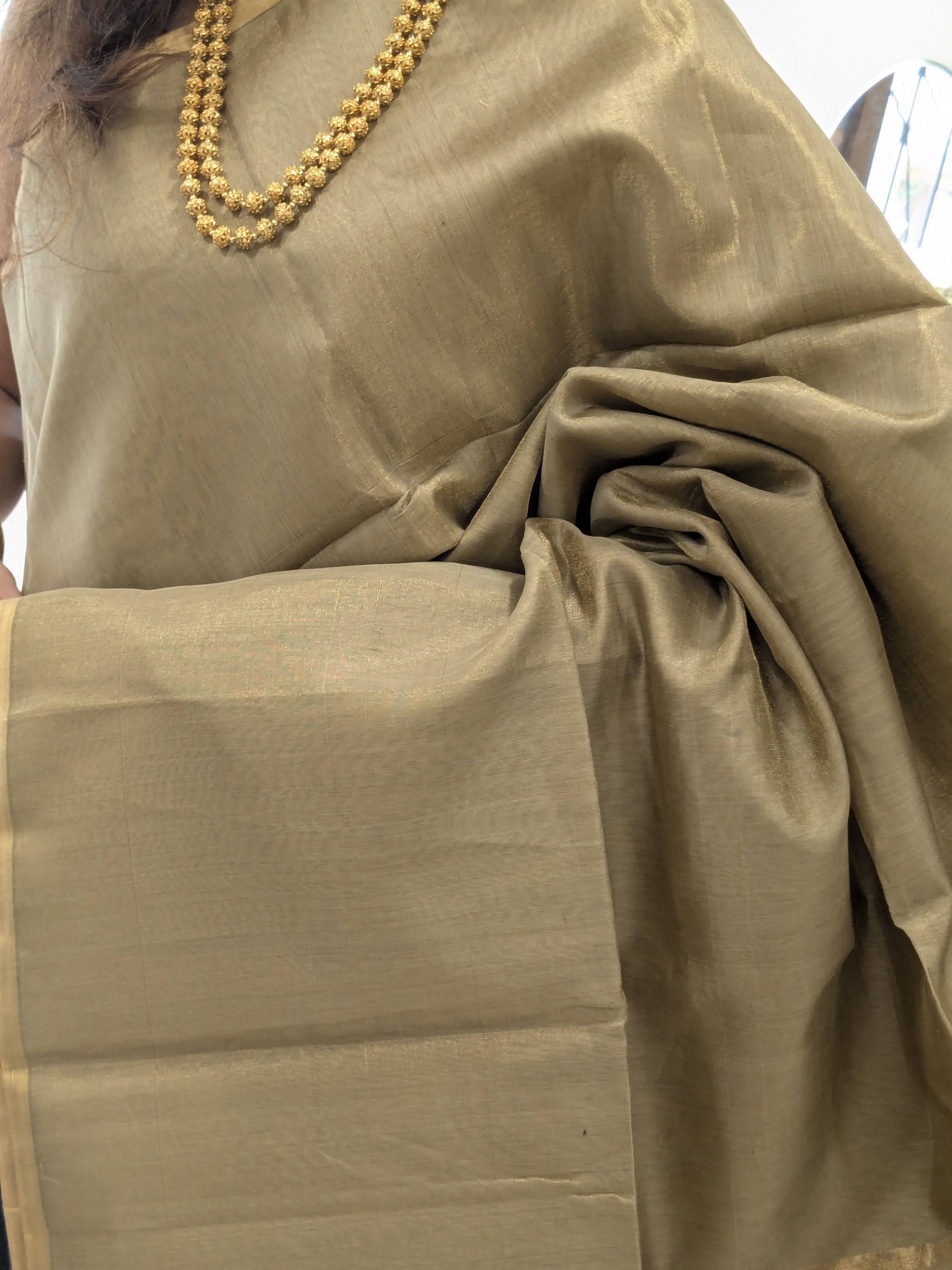 Maheshwari Grey & Gold Tissue Cotton Saree