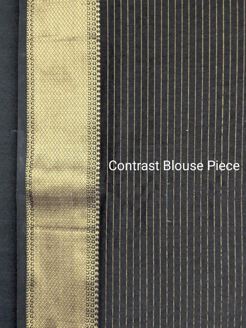 Contrast black blouse piece included to beautifully complement the mehendi green Maheshwari saree.