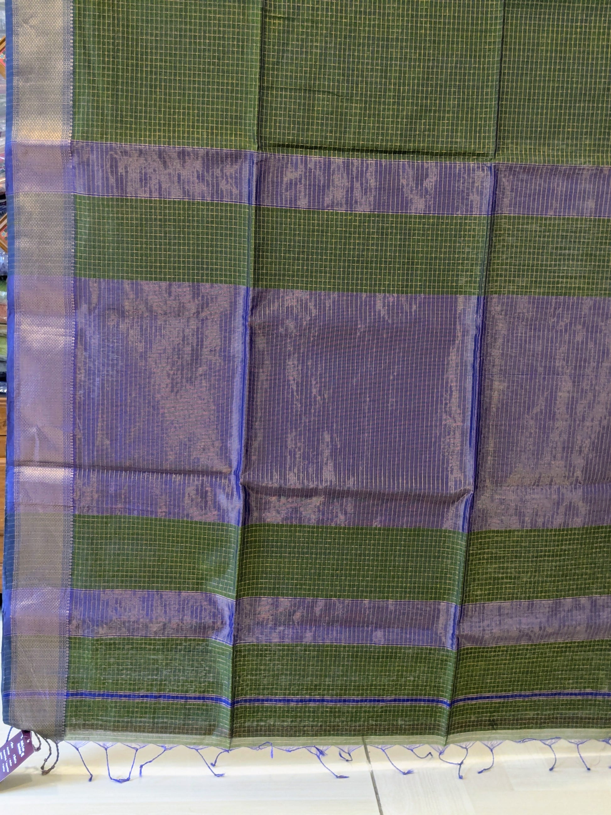Handloom Green & Blue Maheshwari Zari Checks Saree