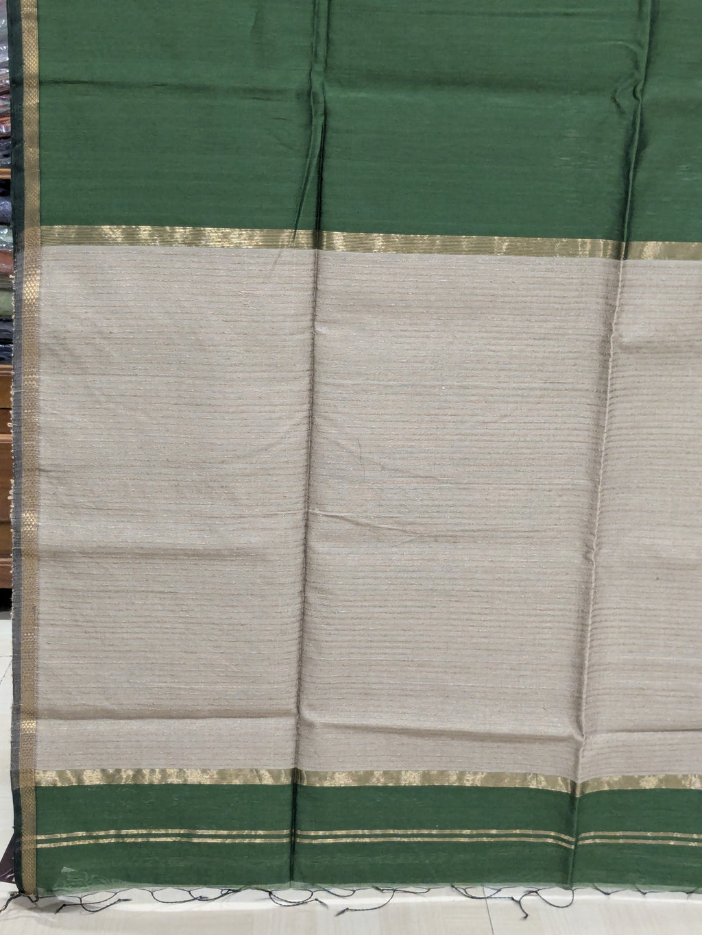 Olive Green Maheshwari Handloom Kosa Silk Saree
