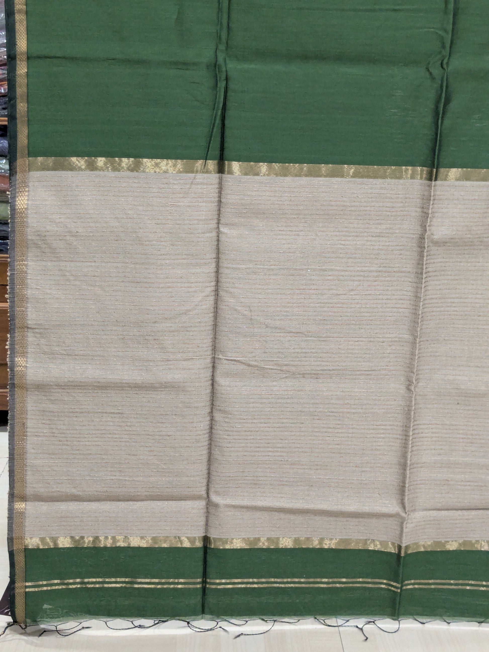 Olive Green Maheshwari Handloom Kosa Silk Saree