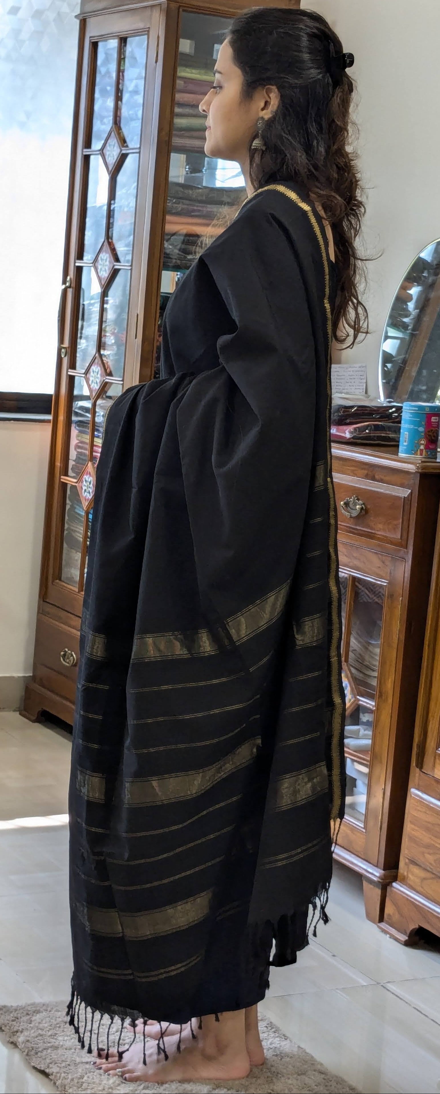 Handloom Maheshwari Black Pure Cotton Saree