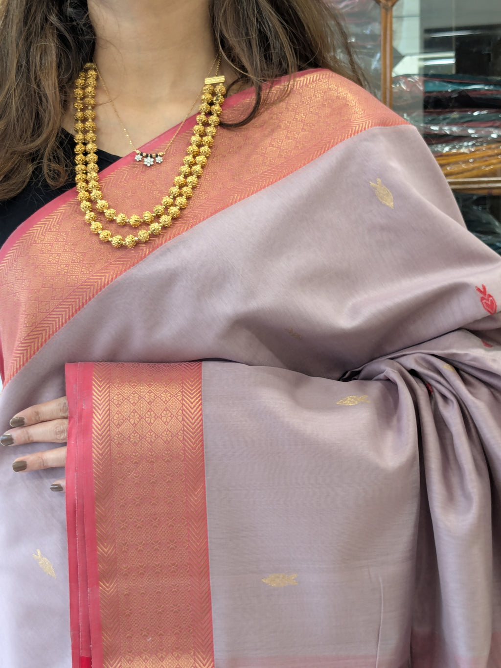 Handloom Silk Cotton Grey Maheshwar Saree