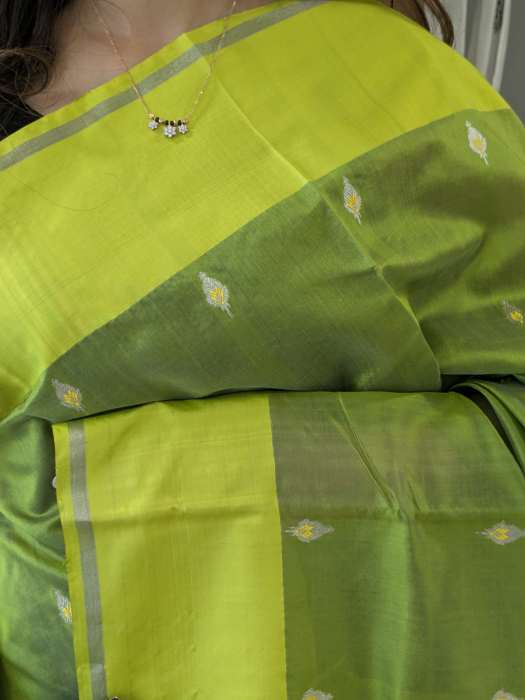 Handloom Parrot Green Chanderi Silk Saree