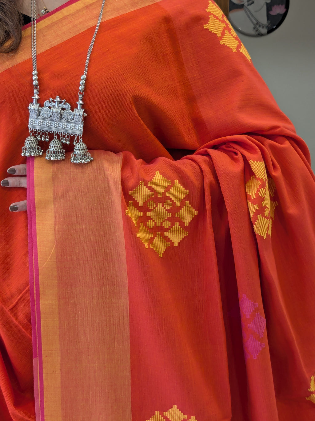 Bawan Buti Orange Cotton Patli Pallu Saree