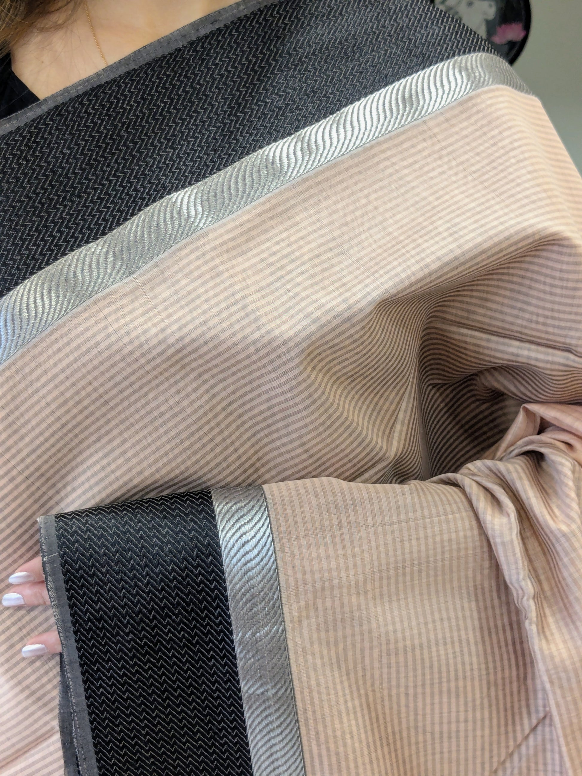 Maheshwari Peach Saree with Black Resham Border