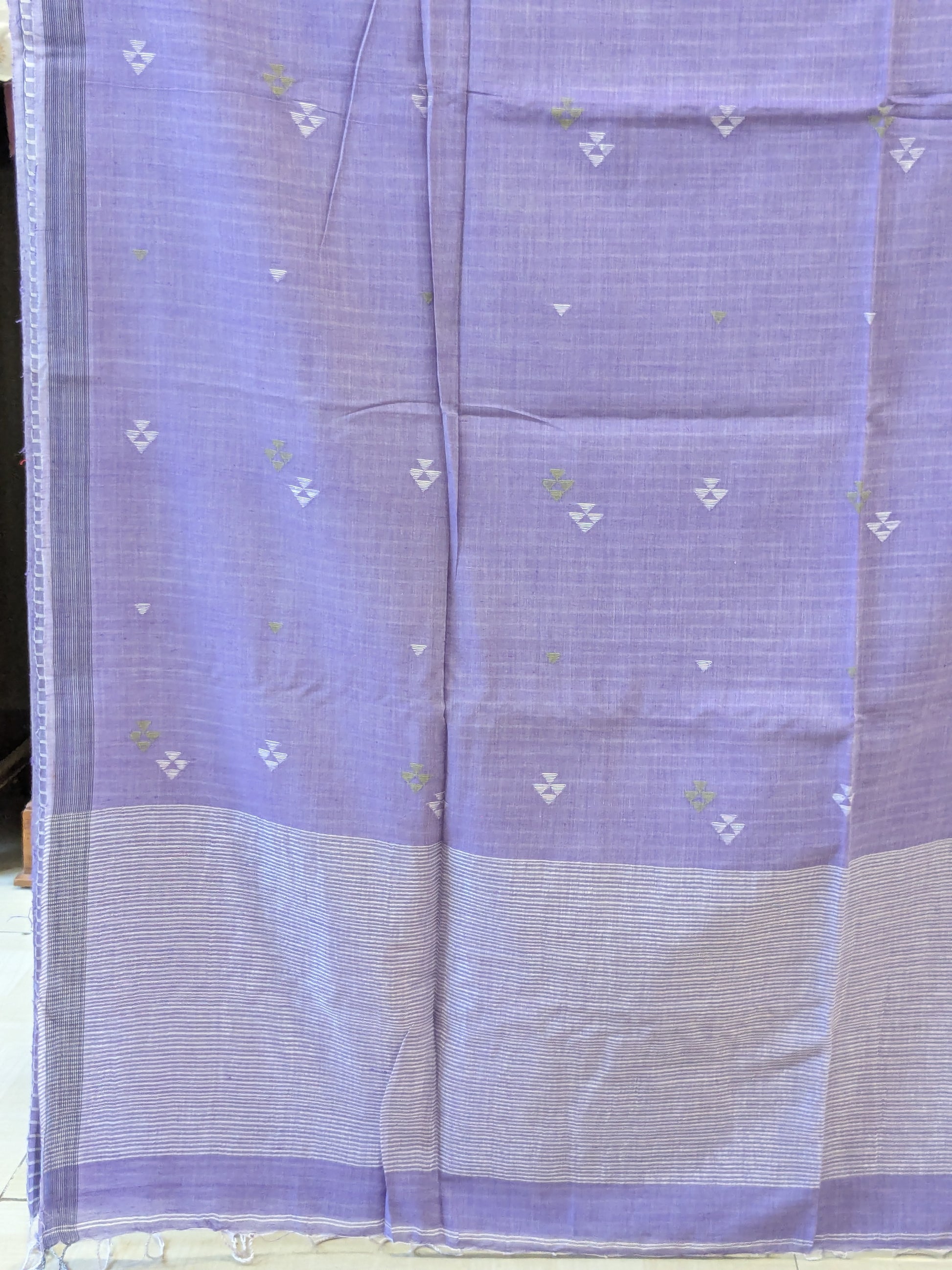 Handloom Purple Jamdani Saree with White Butti