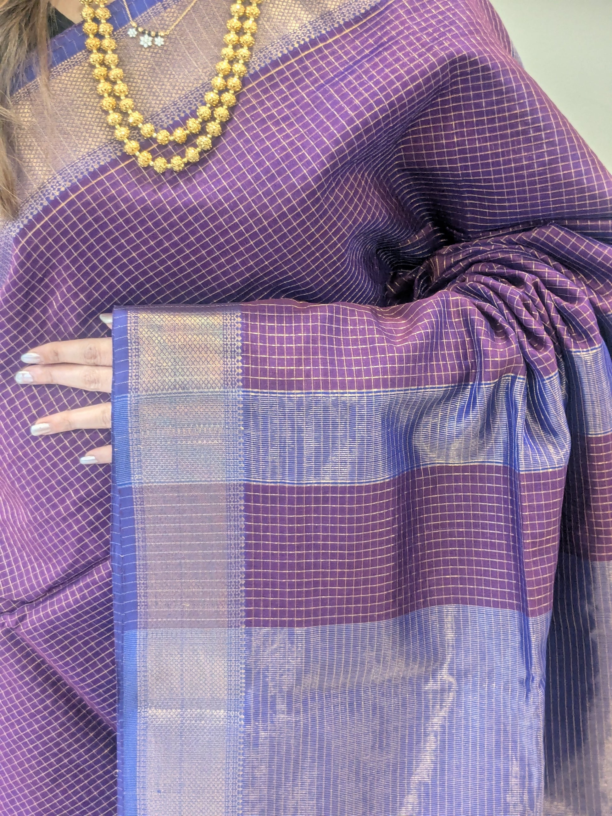 Handloom Purple Maheshwari Zari Checks Saree