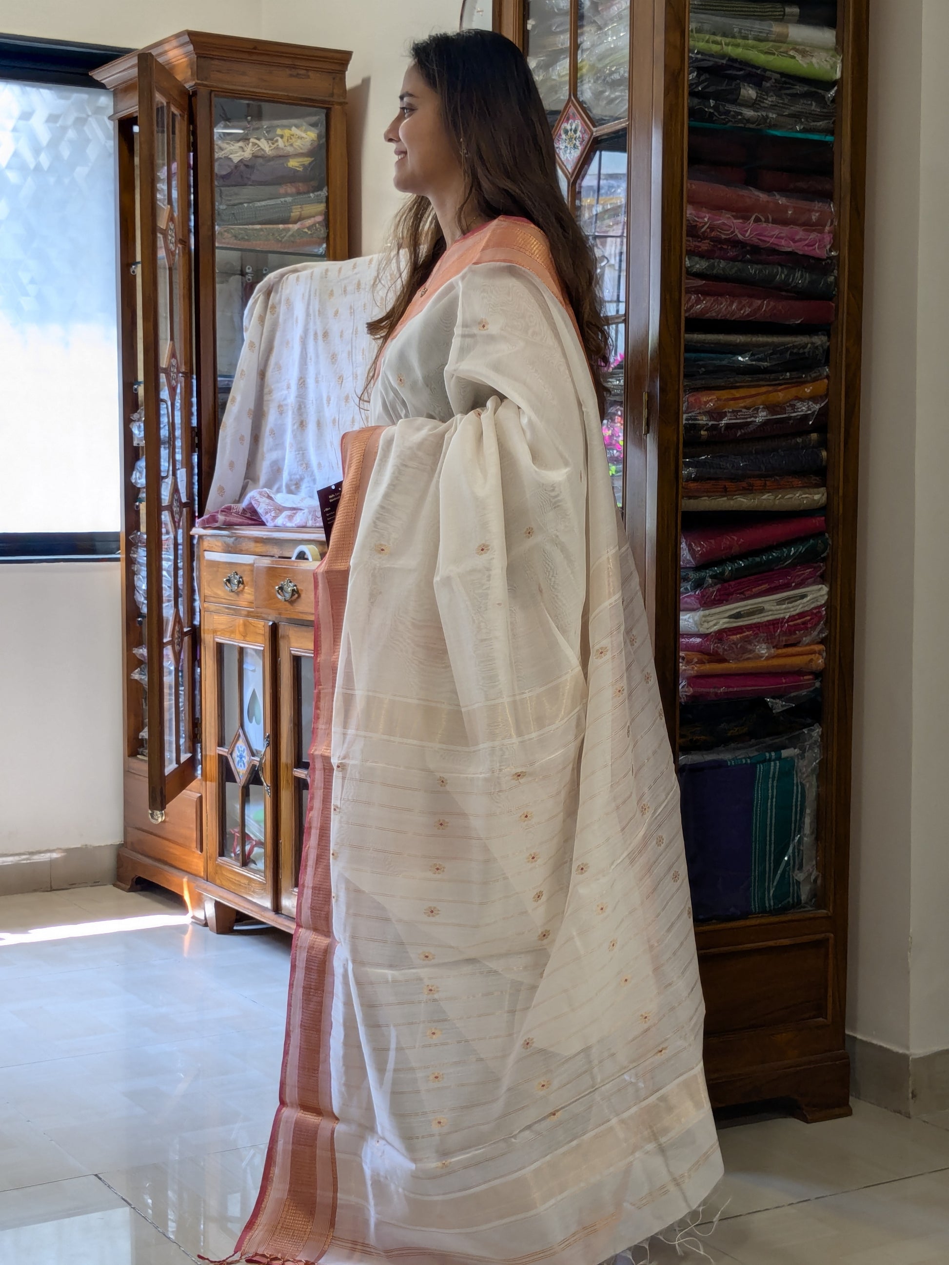 Maheshwari Silk Cotton White Meena Butti Saree