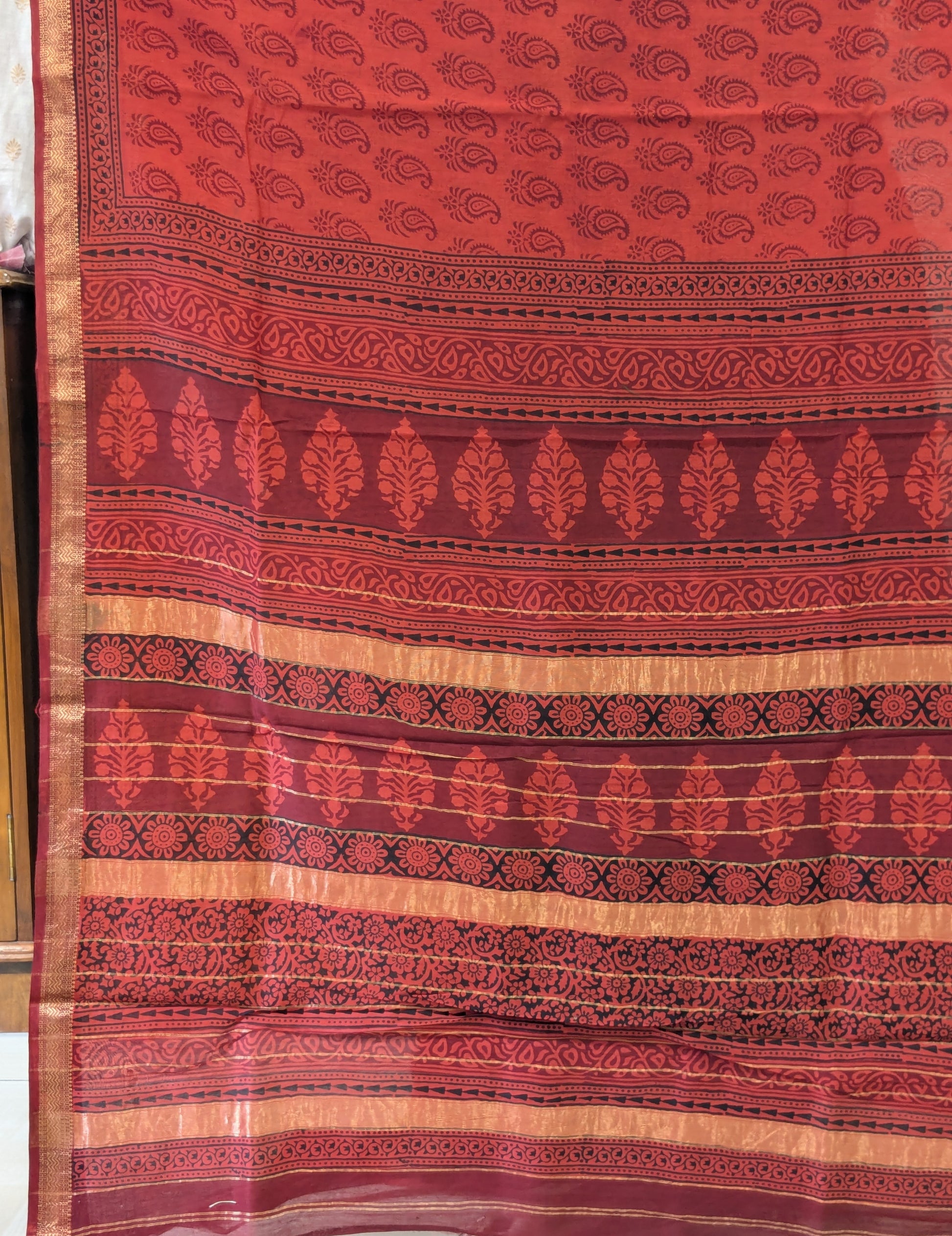 Maheshwari Red Handloom Bagh Handblock Print Saree