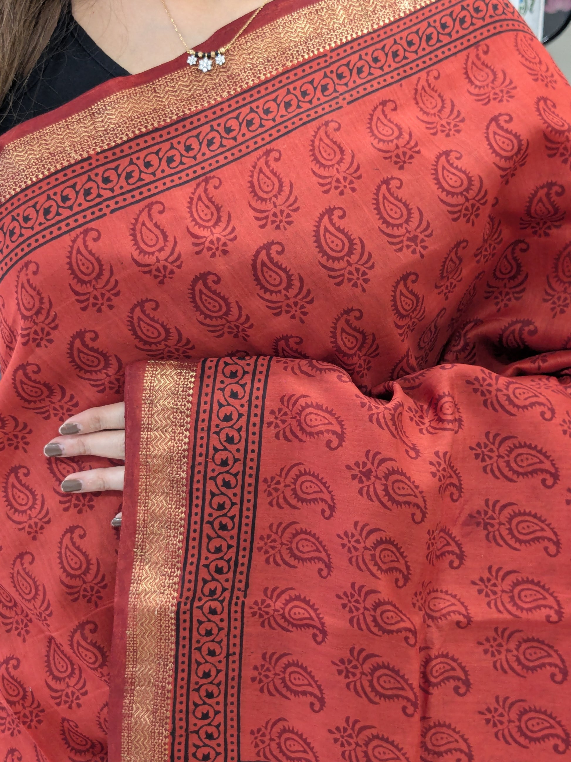 Maheshwari Red Handloom Bagh Handblock Print Saree