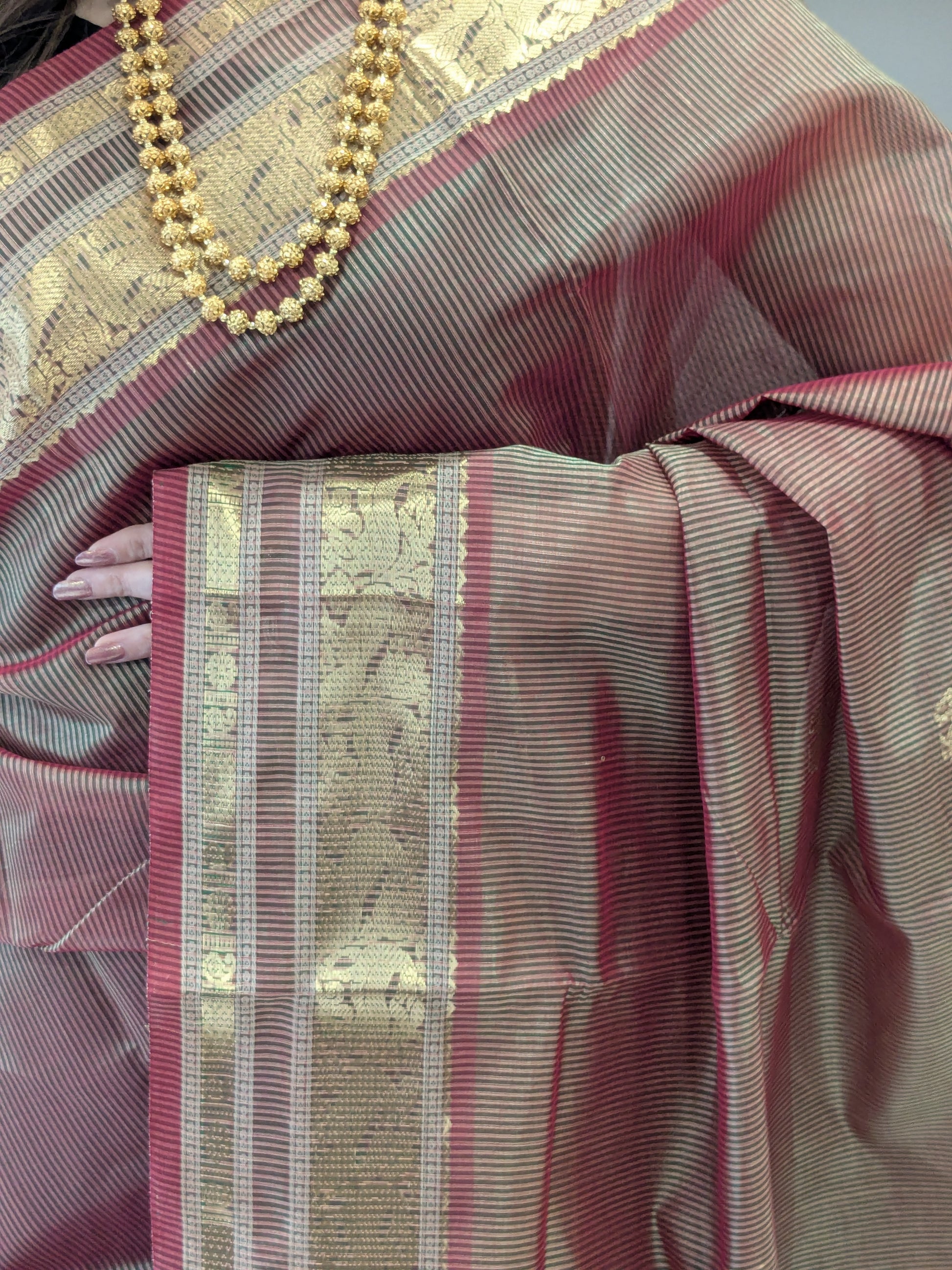 red kanjivaram saree
