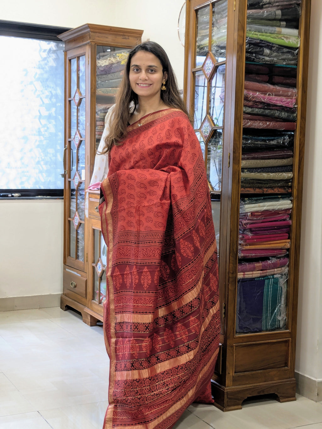 Maheshwari Red Handloom Bagh Handblock Print Saree