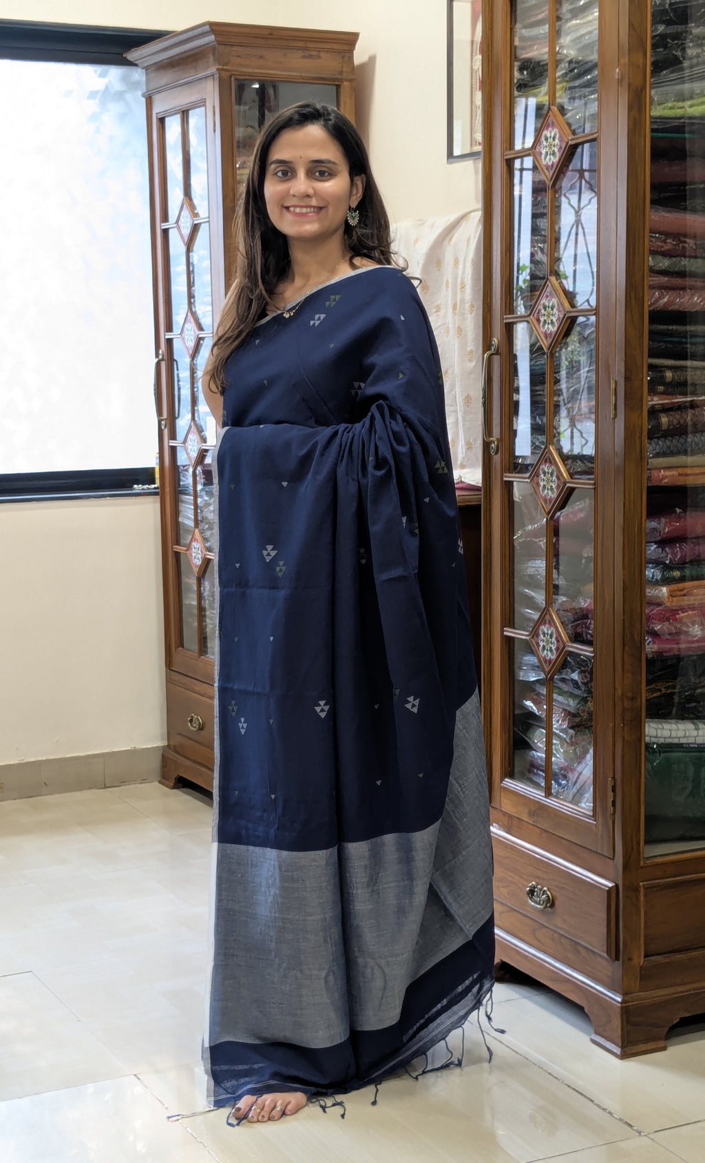 Handloom Royal Blue Jamdani Saree with Butti