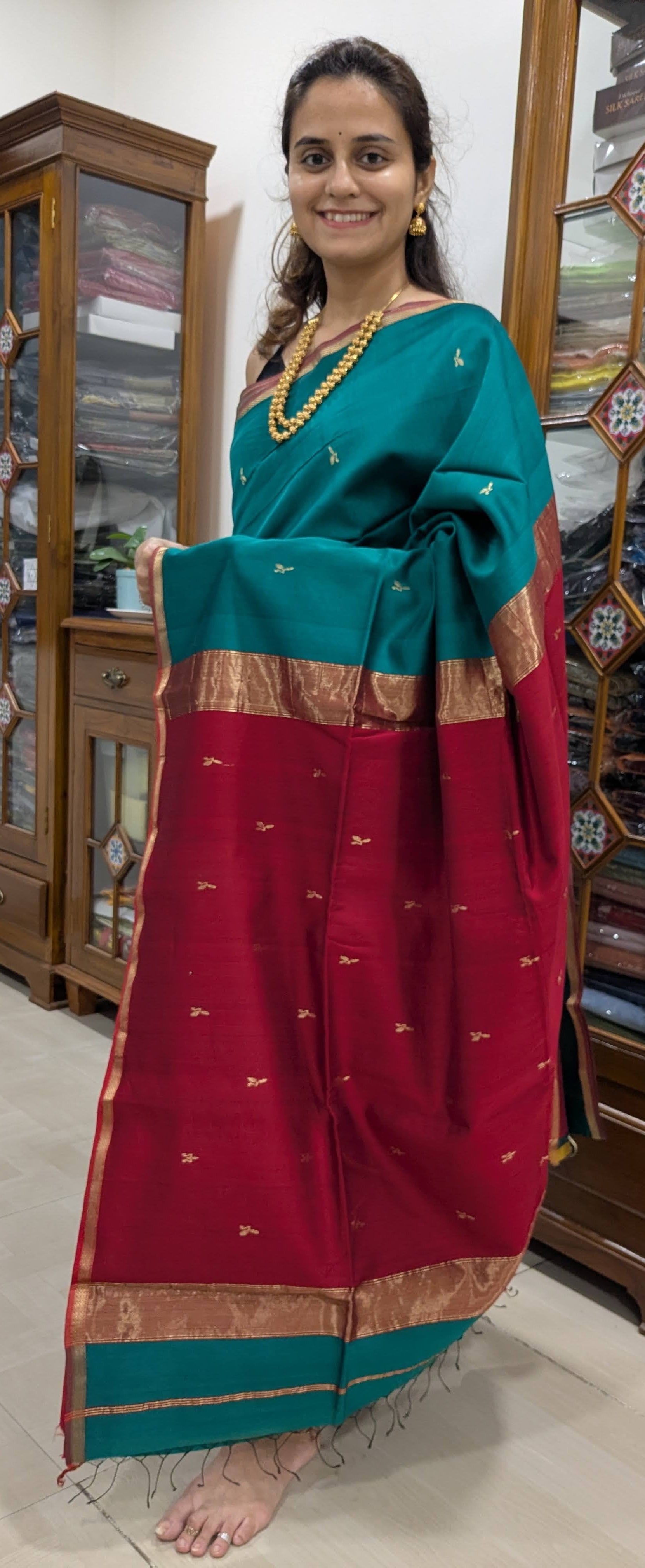 Full front view of handwoven sea green saree, perfect for office and daily wear.
