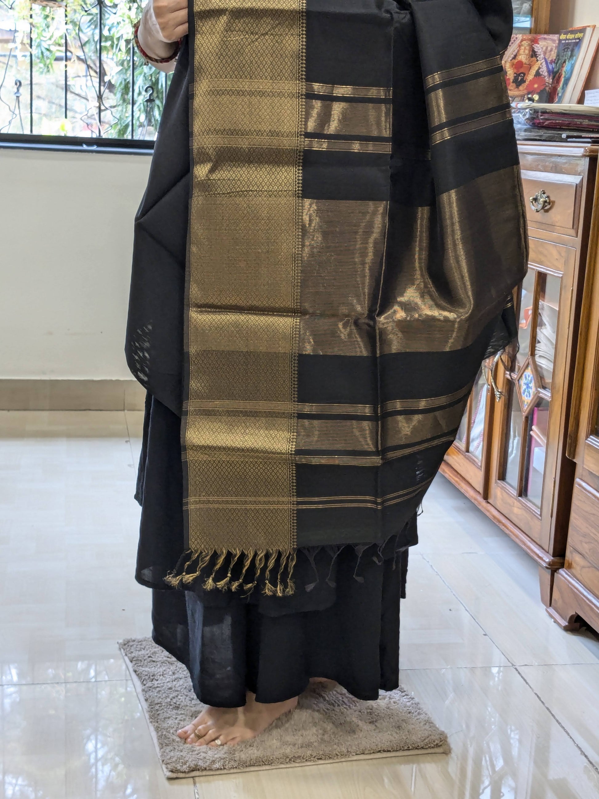 Maheshwari Plain Black Saree with Golden Border