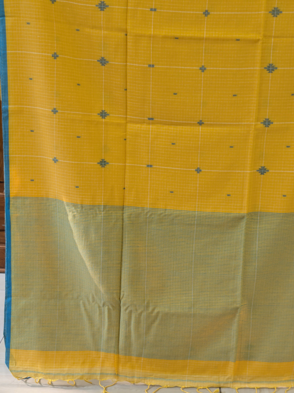 Handloom Yellow Jamdani Saree with Checks