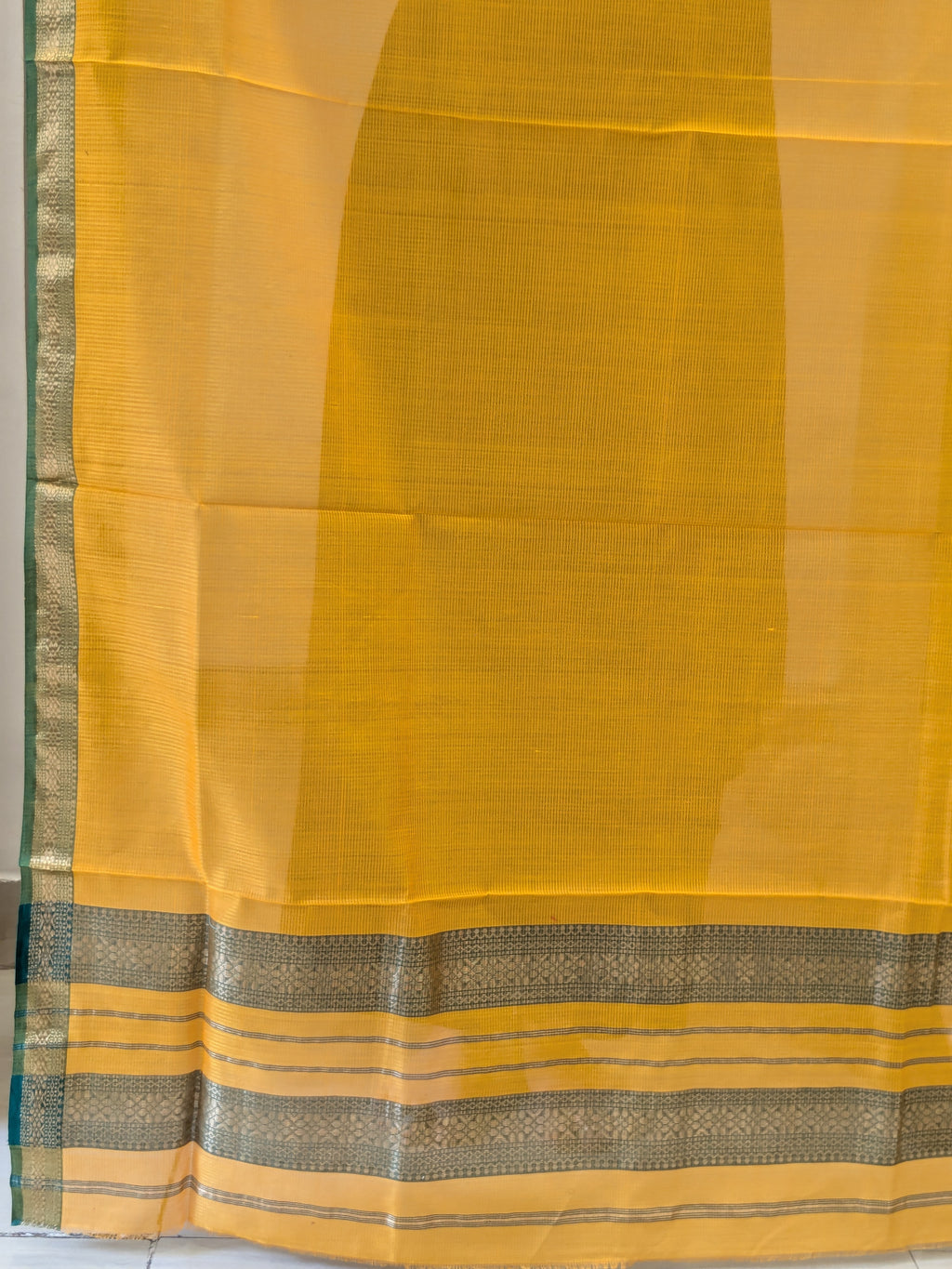Garbh Reshmi Yellow Maheshwari Handloom Saree