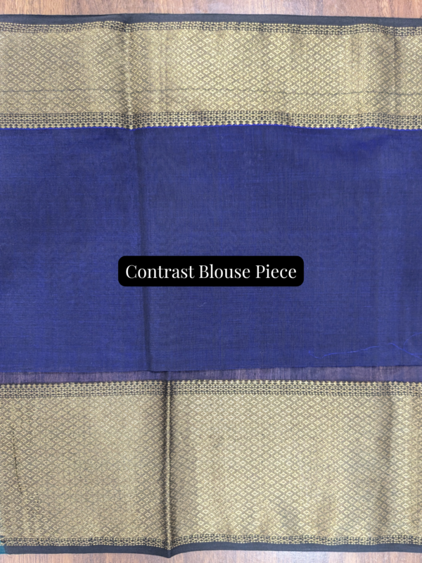 Coordinated running blouse piece in purple included for a seamless and graceful look.